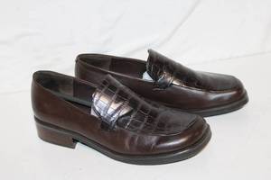 lot 108 image: Mens 8.5 M L-Bocca Loafers with Leather Crocodile Pattern