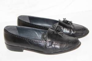 lot 120 image: Womens Black Baby Calf Leather Loafers Size 8 12 B