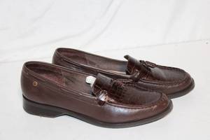 lot 124 image: Etienne Aigner Mens Leather Loafers Size 8M