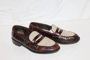 lot 128 image: Mens Italian Leather Penny Loafers Size 8.5M