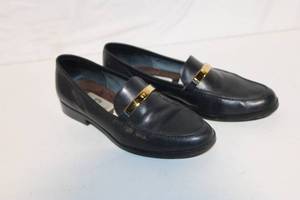 lot 129 image: Etienne Aigner Mens Leather Loafers Size 8.5M