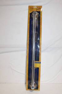 lot 146 image: New Chrome 24-Inch Towel Bar