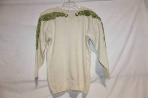 lot 184 image: Nina Marcus New York Beige Sweater with Sequined Accents - Size S