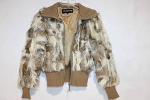 lot A-208 image: Sara New York Fur Jacket with Ribbed Trim - Size M