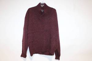 lot 228 image: Leo Chevalier XLT Wool Blend Sweater