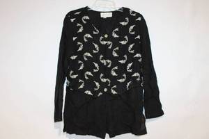 lot 255 image: Vintage Carole Katz Black Knit Cardigan with Leaf Pattern