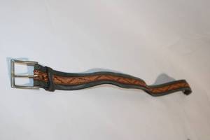 lot 270 image: Handcrafted Leather Belt with Intricate Pattern - 36 Inch
