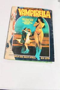 lot 384 image: Vintage 1972 Vampirella Comic Issue No. 21