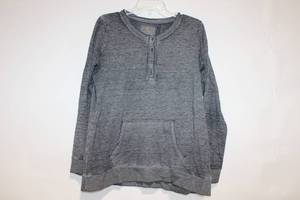 lot 405 image: Gray Long Sleeve Henley with Pocket Mens Size M