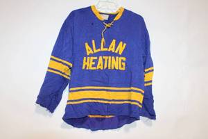 lot 407 image: Vintage Allan Heating Sports Jersey with Number 5