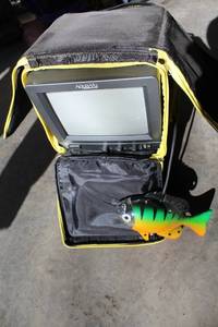lot 32 image: Aqua-Vu Model LPS2101 Underwater Viewing System