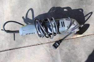 lot 36 image: Performax 2.3 Amp Multi-Tool with Sanding Attachment