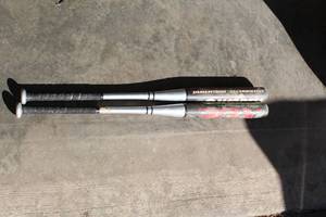 lot 53 image: Set of 2 Worth Adult Baseball Bats - Dimension Technology & 3DX Models