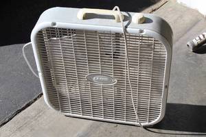 lot 56 image: Lasko Box Fan with Adjustable Speed and Handle