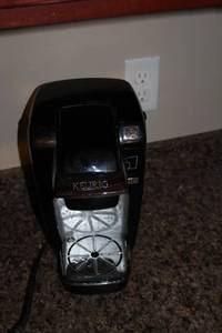 lot 69 image: Used Keurig Single-Serve Coffee Maker