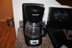 lot 73 image: Used Black & Decker Coffee Maker with Glass Carafe