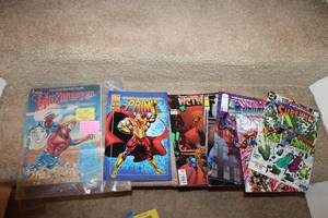 lot 87 image: Lot of 7 Assorted Comic Books Featuring Superheroes