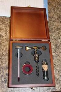 lot 93 image: Elegant Wine Connoisseurs Opening Set in Wood Box