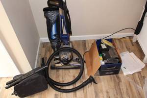 lot 115 image: Kirby Avalir Vacuum Cleaner with Accessories