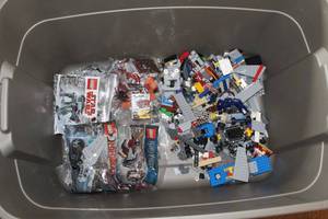 lot 126 image: Large Lot of Assorted LEGO Sets and Pieces Including Star Wars, Ninjago, Harry Potter