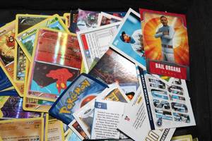 lot 139 image: Assorted Collection of Pokmon and Sports Trading Cards