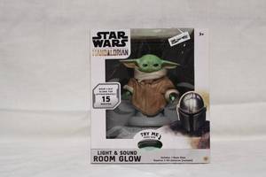 lot 28 image: Star Wars Mandalorian Grogu Light & Sound Room Glow Figure