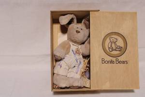 lot 43 image: Bonita Bears Plush Bunny in Keepsake Box