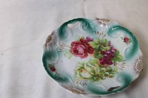 lot 66 image: Vintage Porcelain Decorative Plate with Floral Design
