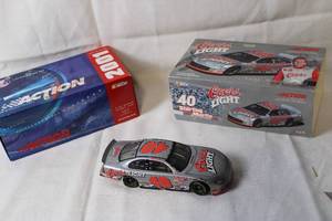 lot 104 image: Action 2001 Coors Light #40 NASCAR Diecast Model Car with Original Packaging
