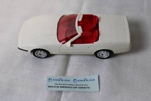 lot 124 image: ERTL Americas Cup Corvette Convertible Model Car