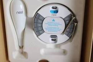 Nest Thermostat with Installation Kit and Manual