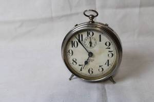 lot 130 image: Vintage Westclox Big Ben Alarm Clock