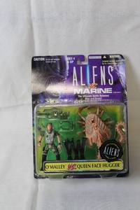 Vintage ALIENS vs MARINE O'Malley vs Queen Face Hugger Action Figures