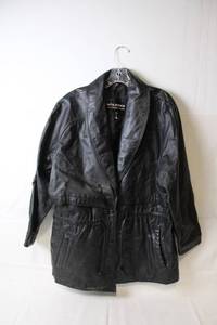 lot 157 image: Wilsons Black Leather Jacket, Size M
