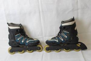 lot 158 image: Pair of K2 Camano Inline Skates, Size US 10, EU 44.5