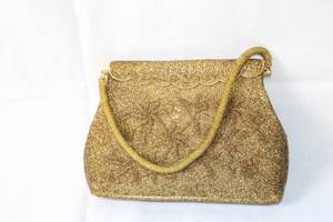 lot 189 image: Vintage Gold Beaded Evening Handbag