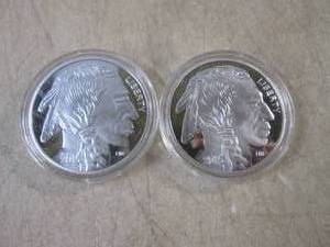 (CNTR) 2 Replica 2015 Buffalo Idian...