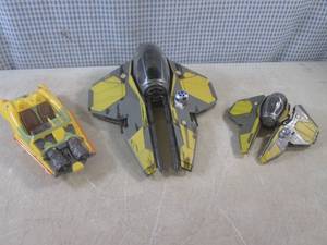 (EW3) 3 Vintage Star Wars Space Shi...