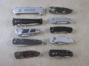 (D-3) 10 Assorted Folding Knives...