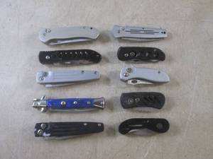 (D-3) 10 Assorted Folding Knives...