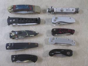 (D-3) 10 Assorted Folding Knives...