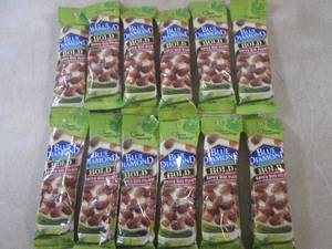 (B-1) 12 Bags of Blue Diamond Bold ...