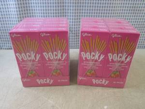 (B-1) 20 Boxes of Pocky Strawberry ...