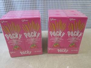 (B-1) 20 Boxes of Pocky Strawberry ...