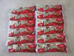 (B-3) 12 Turtles Candy Bars Past Da...
