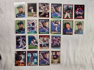 lot 150 image: Lot of 20 Kirby Puckett Baseball Cards