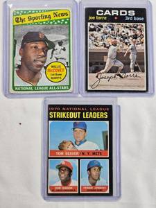 lot 172 image: Lot of 3 Vintage Topps Baseball Cards - Joe Torre 1971 No. 370, Willie McCovey 1969 No. 416, 1970 Strikout Leader with Tom Seaver and Bob Gibson No. 72