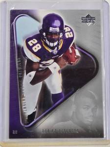lot 184 image: Adrian Peterson Rookie 2007 Upper Deck NFL Players Rookie Premiere No. 21