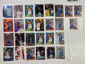 lot 191 image: Lot of 27 Kevin Garnett Cards with Assorted Designs