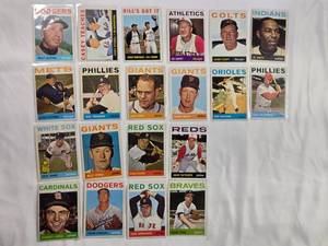 lot 195 image: Lot of 20 Vintage Topps Baseball Cards from 1964